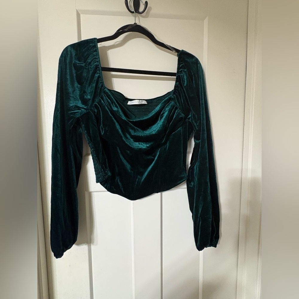 Altar’s State Emerald Green Velvet Long Sleeve Crop Top